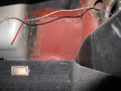 2010 - Handschuhfach.JPG (76.12 KiB) 79741 mal betrachtet 2010 - Handschuhfach innen