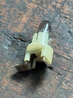 2025-02-21 at 14.37.27_8af864bc.jpg (72.44 KiB) 2957 mal betrachtet Leuchte Zuendschloss