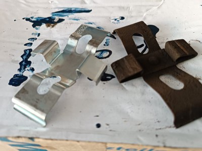 e9-bremse1.jpg (64.96 KiB) 4734 mal betrachtet e9-bremse1.jpg