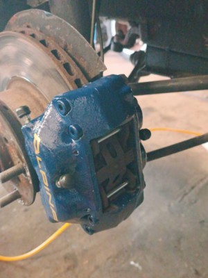 e9-bremse4.jpg (45.25 KiB) 4731 mal betrachtet e9-bremse4.jpg