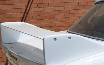 e9-Heckspoiler1.jpg (52.49 KiB) 419 mal betrachtet e9-Heckspoiler1.jpg