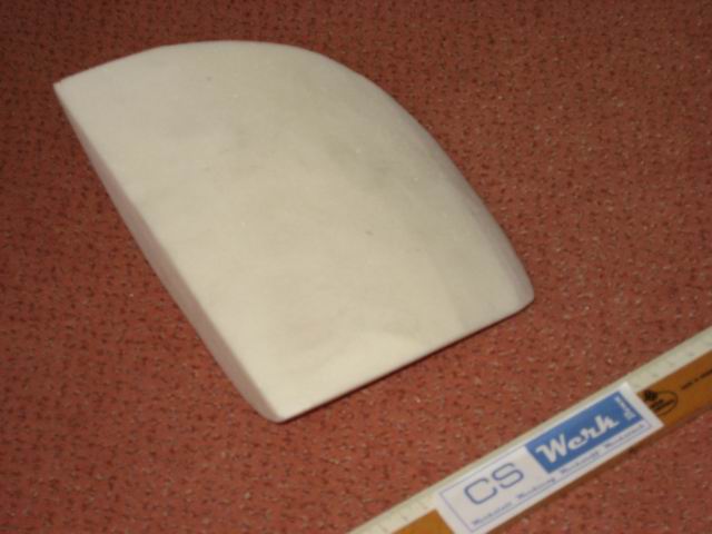 Teil  30-2 BMW E9 Schaumkeil_L.JPG