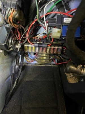 Sicherungskasten etc final.jpg (57.2 KiB) 6287 mal betrachtet Sicherungskasten etc final.jpg